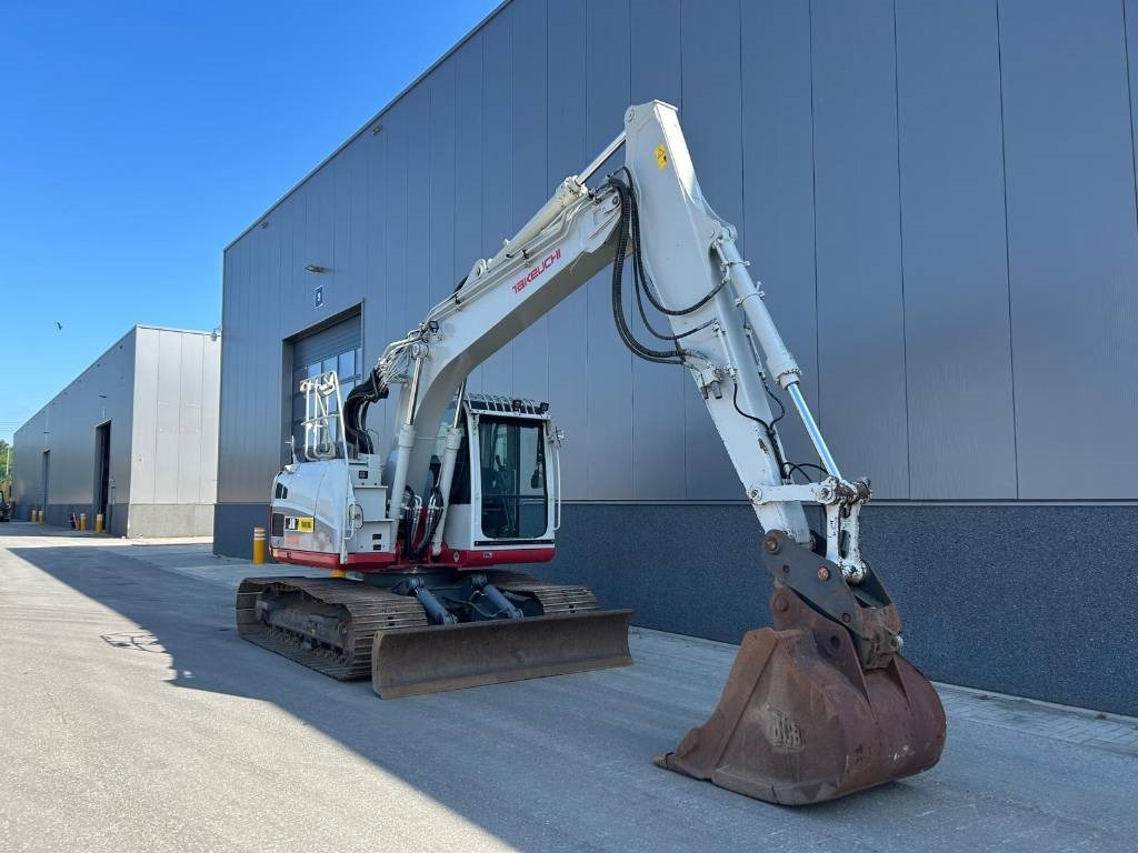 حفار زحاف Takeuchi TB 2150 R: صورة 7