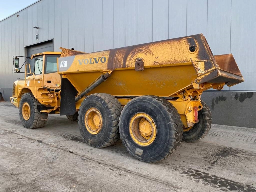 Volvo A 25 D - شاحنة قلاب مفصلية: صورة 3 Volvo A 25 D - شاحنة قلاب مفصلية: صورة 3