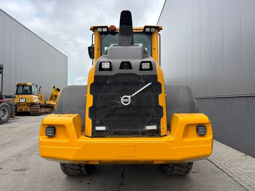 Volvo L 90 H (High tip + New tires) - اللودر بعجل: صورة 4 Volvo L 90 H (High tip + New tires) - اللودر بعجل: صورة 4