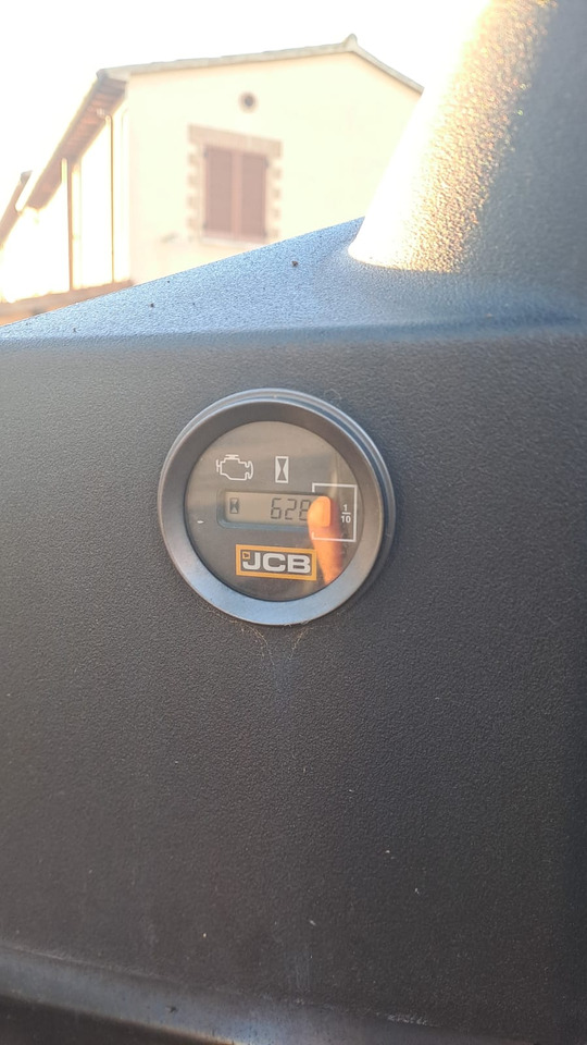 JCB 18 Z 1 - حفارة مُصَّغرة: صورة 5 JCB 18 Z 1 - حفارة مُصَّغرة: صورة 5