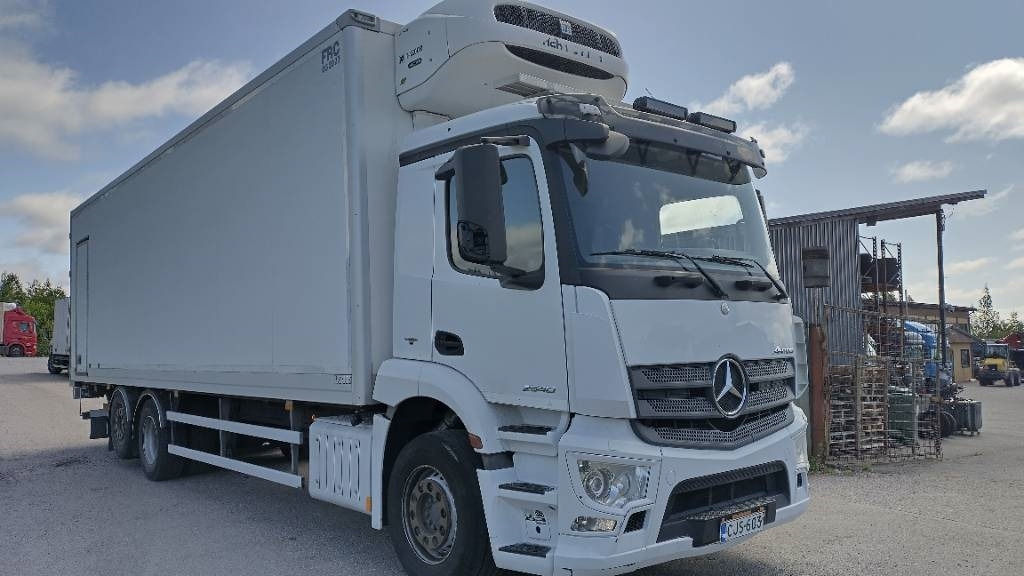 Mercedes-Benz Antos 2540 9,5m kylmäkori,Frc 2027 - شاحنة الفريزر: صورة 2 Mercedes-Benz Antos 2540 9,5m kylmäkori,Frc 2027 - شاحنة الفريزر: صورة 2