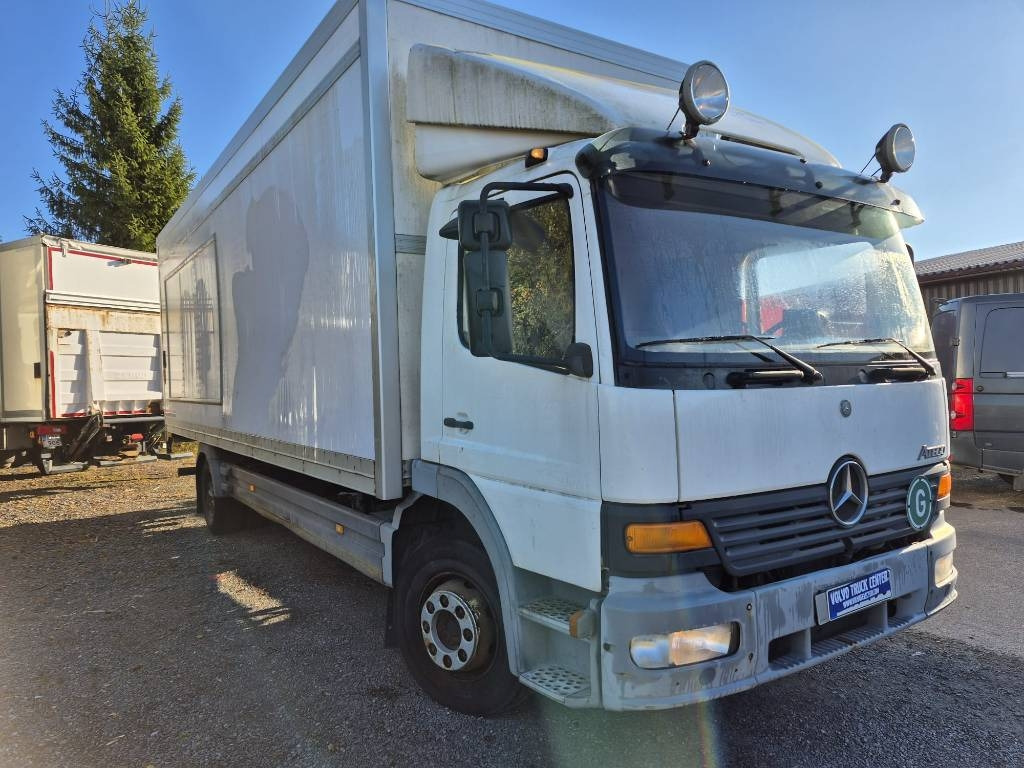 Mercedes-Benz Atego 1223 umpikori+pl nostin  - شاحنة مقفلة: صورة 2 Mercedes-Benz Atego 1223 umpikori+pl nostin  - شاحنة مقفلة: صورة 2