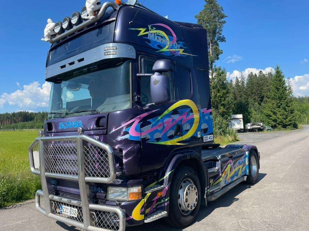Scania R124 veturi, erikoismaalaus - وحدة جر: صورة 2 Scania R124 veturi, erikoismaalaus - وحدة جر: صورة 2