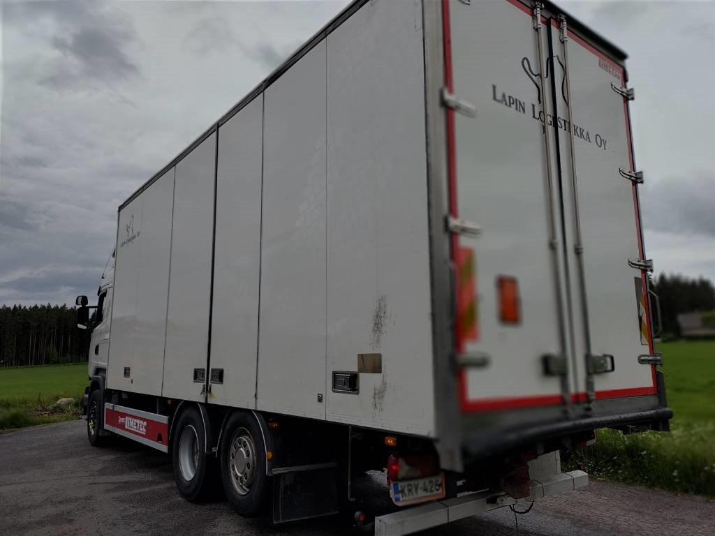 Scania R480 6x2 limetec kokosivuauk kori,liukukatto  - شاحنة مقفلة: صورة 4 Scania R480 6x2 limetec kokosivuauk kori,liukukatto  - شاحنة مقفلة: صورة 4