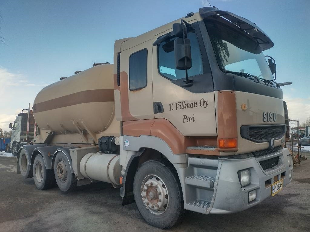 Sisu E14 8x2 kippipainepytty+kompura - شاحنة صهريج: صورة 3 Sisu E14 8x2 kippipainepytty+kompura - شاحنة صهريج: صورة 3