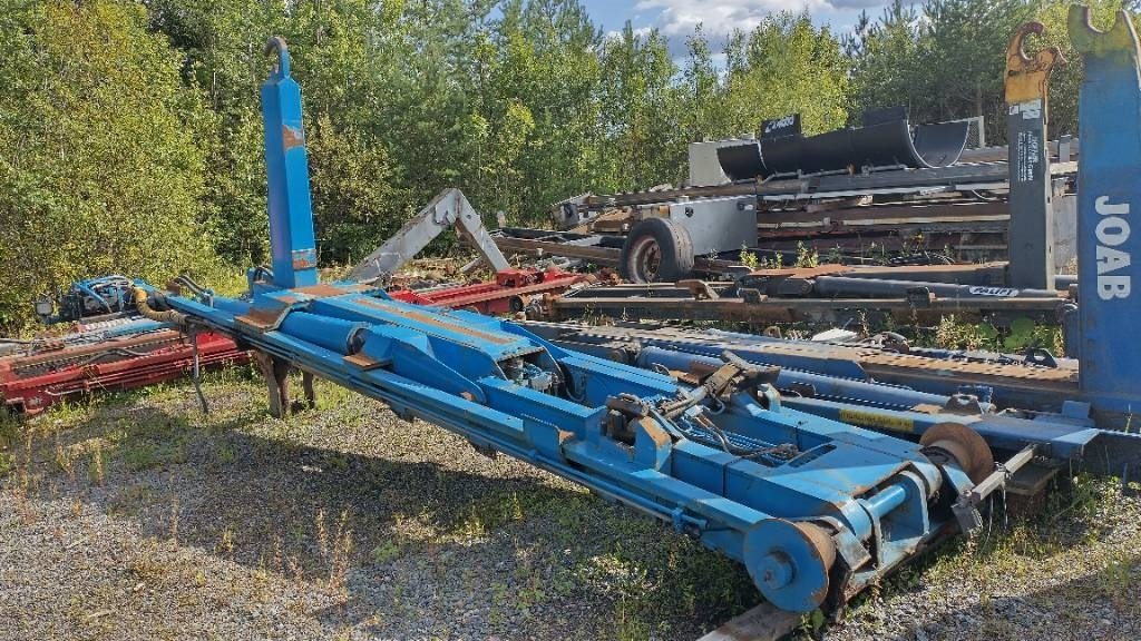 VAK Koukkulaite 22tn 6,6m - رافعة ذات خطاف/ نظام التخلص من الحمولة: صورة 4 VAK Koukkulaite 22tn 6,6m - رافعة ذات خطاف/ نظام التخلص من الحمولة: صورة 4