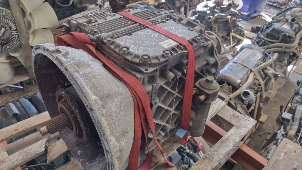 Volvo AT2612F dual pumpulla,320tkm - صندوق التروس - شاحنة: صورة 2 Volvo AT2612F dual pumpulla,320tkm - صندوق التروس - شاحنة: صورة 2