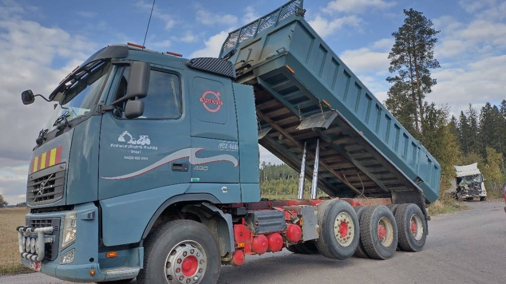 Volvo FH13 8x4 autom.kasettilava - شاحنة قلاب: صورة 3 Volvo FH13 8x4 autom.kasettilava - شاحنة قلاب: صورة 3