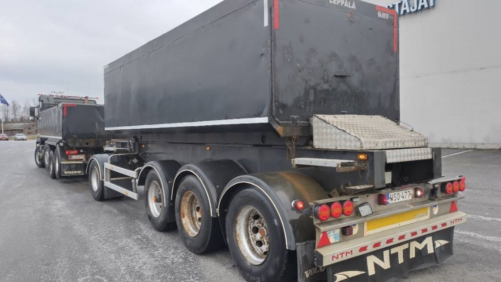 Volvo FH16 8x2 kasetti +4 aks kärry, KHT automaatti - شاحنة قلاب: صورة 3 Volvo FH16 8x2 kasetti +4 aks kärry, KHT automaatti - شاحنة قلاب: صورة 3