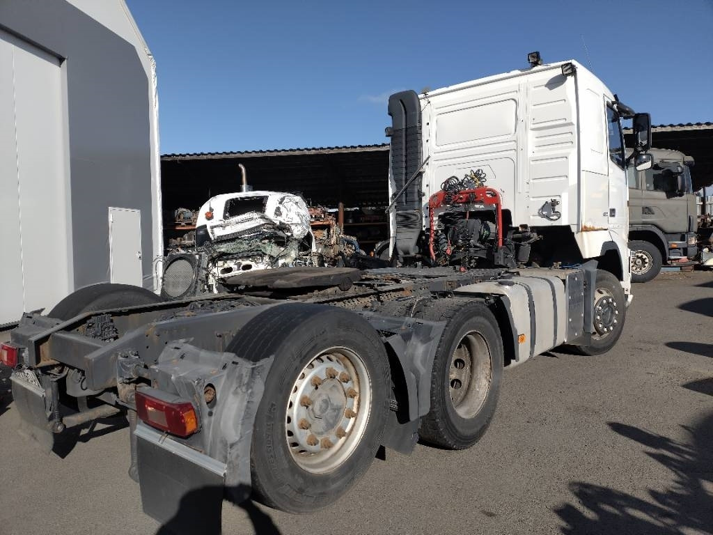Volvo FH460 6x2 veturi kääntyvä teli - وحدة جر: صورة 3 Volvo FH460 6x2 veturi kääntyvä teli - وحدة جر: صورة 3