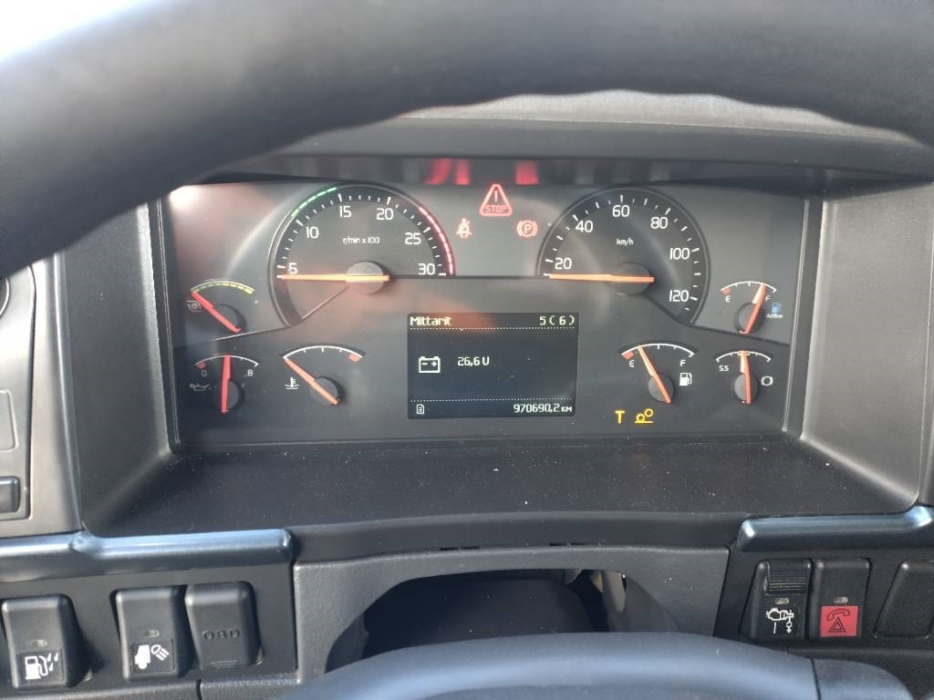 Volvo FH460 6x2 veturi kääntyvä teli - وحدة جر: صورة 5 Volvo FH460 6x2 veturi kääntyvä teli - وحدة جر: صورة 5
