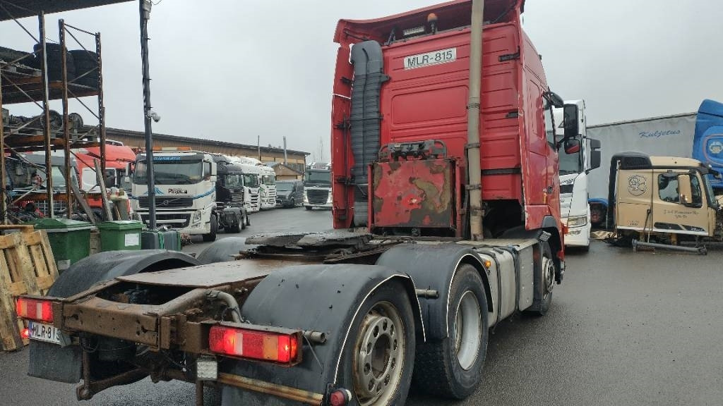 Volvo FH480 6x2 takateli veturi, hydrauliikka,manuaali - وحدة جر: صورة 2 Volvo FH480 6x2 takateli veturi, hydrauliikka,manuaali - وحدة جر: صورة 2