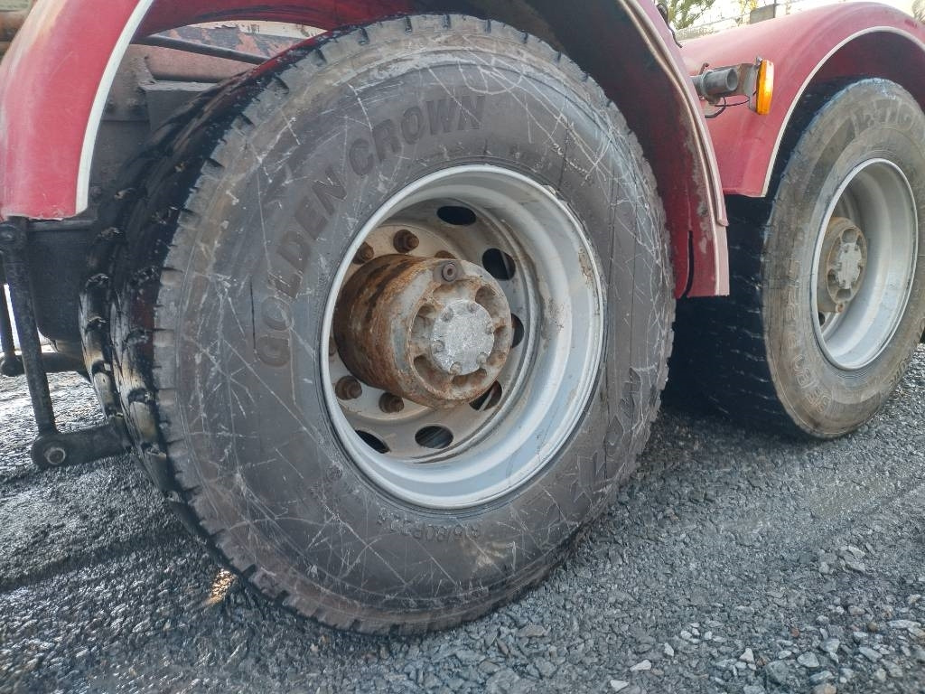 Volvo FH750 puuvarustus, napaperät,trippeli - شاحنة قطع الأشجار: صورة 3 Volvo FH750 puuvarustus, napaperät,trippeli - شاحنة قطع الأشجار: صورة 3