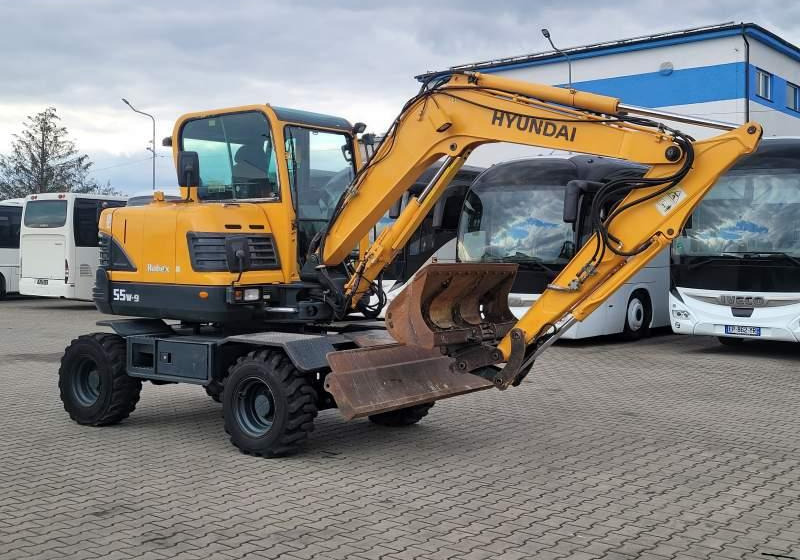 Hyundai ROBEX 55W-9 EXCAVATOR / SPROWADZONY Z FRANCJI - حفارة دولاب: صورة 1 Hyundai ROBEX 55W-9 EXCAVATOR / SPROWADZONY Z FRANCJI - حفارة دولاب: صورة 1
