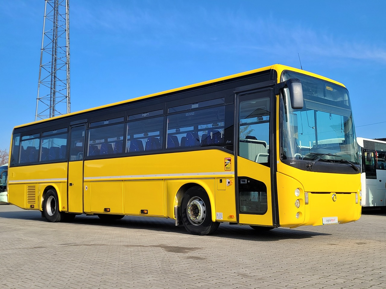 IRISBUS Ares - حافلة سوبربان: صورة 1 IRISBUS Ares - حافلة سوبربان: صورة 1