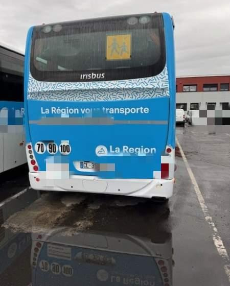 Irisbus EVADYS H / SPROWADZONY / MANUAL / EURO 5 - حافلة سوبربان: صورة 3 Irisbus EVADYS H / SPROWADZONY / MANUAL / EURO 5 - حافلة سوبربان: صورة 3