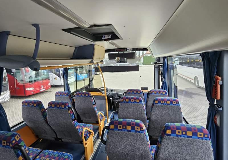 Irisbus RECREO / SPROWADZONE / MANUAL / WEBASTO - حافلة سوبربان: صورة 5 Irisbus RECREO / SPROWADZONE / MANUAL / WEBASTO - حافلة سوبربان: صورة 5