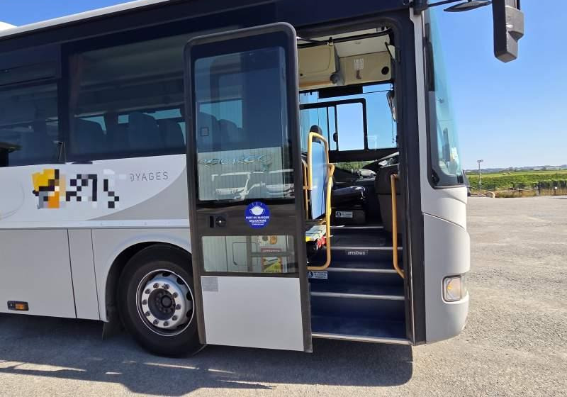 Irisbus RECREO/ SPROWADZONY/ 12 M / PODWÓJNE SZYBY - حافلة سوبربان: صورة 3 Irisbus RECREO/ SPROWADZONY/ 12 M / PODWÓJNE SZYBY - حافلة سوبربان: صورة 3