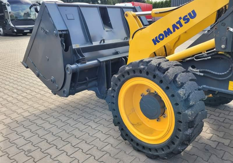 Komatsu WA1 100M / SPROWADZONA Z FRANCJI/ 6 300 MTH - اللودر بعجل: صورة 4 Komatsu WA1 100M / SPROWADZONA Z FRANCJI/ 6 300 MTH - اللودر بعجل: صورة 4