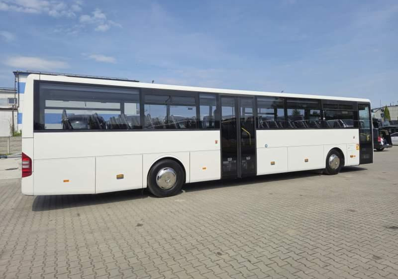 Mercedes-Benz INTOURO/ SPROWADZONY/ MANUAL/ 64 MIEJSCA - حافلة سوبربان: صورة 3 Mercedes-Benz INTOURO/ SPROWADZONY/ MANUAL/ 64 MIEJSCA - حافلة سوبربان: صورة 3