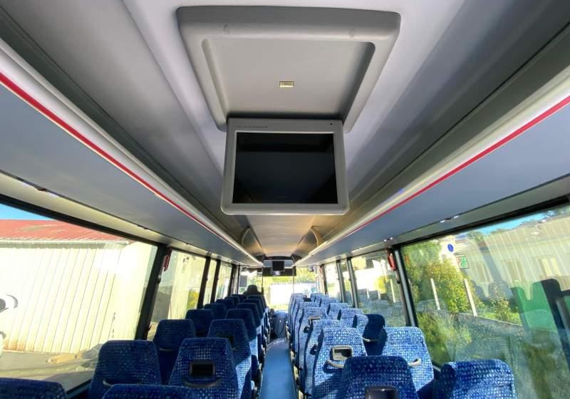 Neoplan TRENDLINER / SPROWADZONY / KLIMATYZACJA/ MANUAL - حافلة سوبربان: صورة 2 Neoplan TRENDLINER / SPROWADZONY / KLIMATYZACJA/ MANUAL - حافلة سوبربان: صورة 2