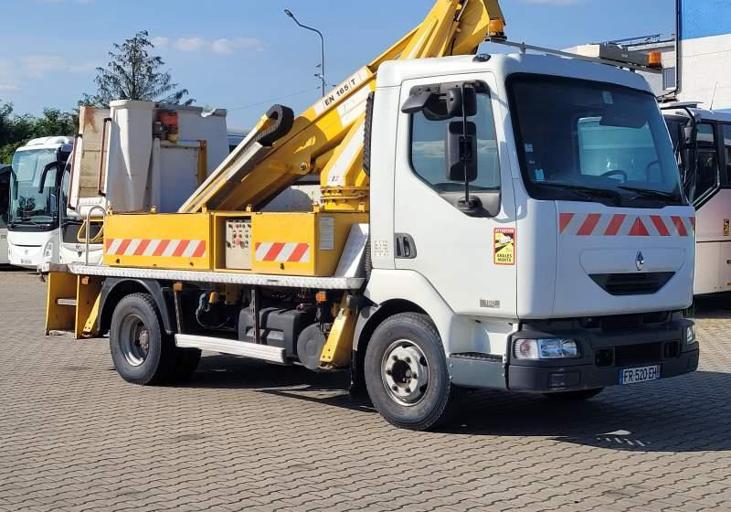 Renault MIDLUM 180 DCI / SPROWADZONA / ZWYŻKA - منصة تلسكوبية محمولة على شاحنة: صورة 1 Renault MIDLUM 180 DCI / SPROWADZONA / ZWYŻKA - منصة تلسكوبية محمولة على شاحنة: صورة 1