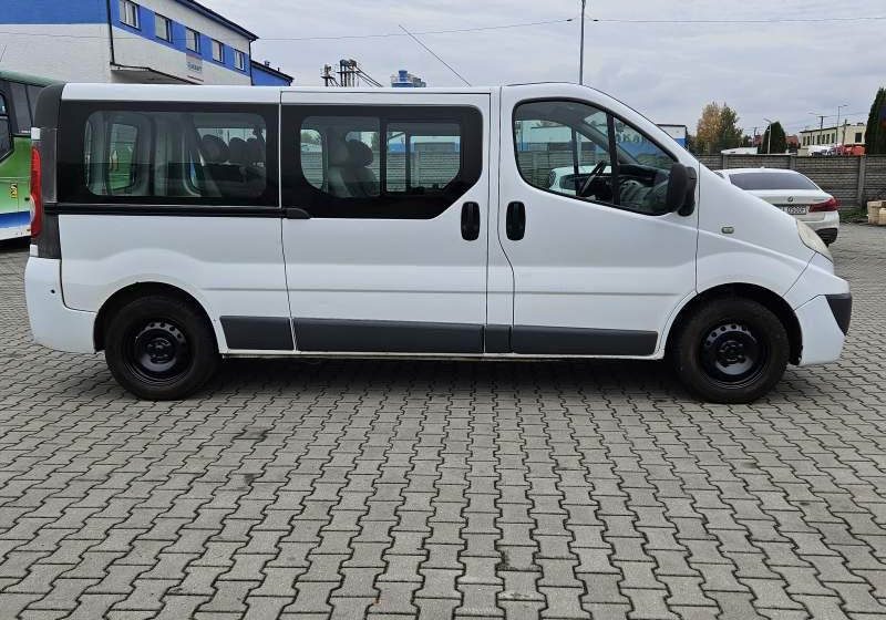 حافلة صغيرة, ميكروباص Renault TRAFIC 2.0 DCI 90 COMBI L2H1 / SPROWADZONY: صورة 11