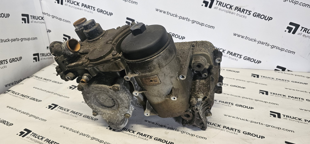 Mercedes Benz Actros MP4 EURO6, EURO 6 emission oil filter housing, oil cooler , 4711800712, 4711800012, 4711800212, 4711800312, 4711704710, 4711800265, 4711801065, 4721840380, 4721841980, 4721800309, - مبرد الزيت - شاحنة: صورة 1 Mercedes Benz Actros MP4 EURO6, EURO 6 emission oil filter housing, oil cooler , 4711800712, 4711800012, 4711800212, 4711800312, 4711704710, 4711800265, 4711801065, 4721840380, 4721841980, 4721800309, - مبرد الزيت - شاحنة: صورة 1