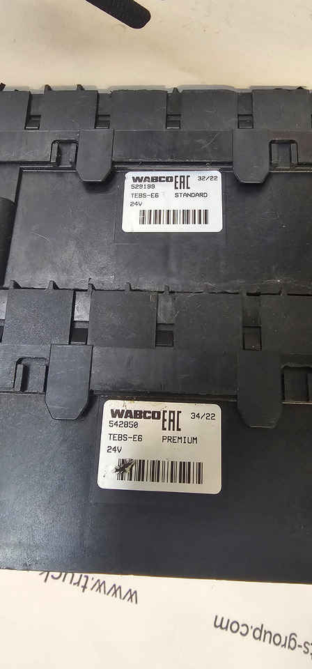 Mercedes MERCEDES, MAN, VOLVO, DAF, SCANIA EURO6 trailers TEBS PREMIUM, STANDARD pressure brake modulators by WABCO, SCHMITZ, WABCO, KRONE, CARGOBUL TEBS2, TEBS-E2, 4801020300, 4801020310, 4801020330, 48010203 - صمام الفرامل - شاحنة: صورة 4 Mercedes MERCEDES, MAN, VOLVO, DAF, SCANIA EURO6 trailers TEBS PREMIUM, STANDARD pressure brake modulators by WABCO, SCHMITZ, WABCO, KRONE, CARGOBUL TEBS2, TEBS-E2, 4801020300, 4801020310, 4801020330, 48010203 - صمام الفرامل - شاحنة: صورة 4