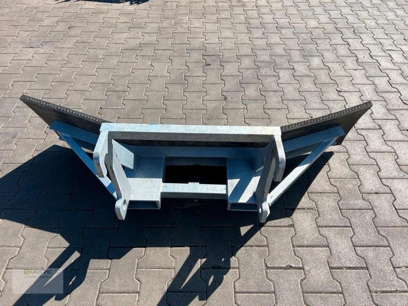 Vemac Gummischieber 200 Schäffer Futterschieber, Gülleschieber, Schneeschild - شفرة الآلة - الآلات الزراعية: صورة 3 Vemac Gummischieber 200 Schäffer Futterschieber, Gülleschieber, Schneeschild - شفرة الآلة - الآلات الزراعية: صورة 3