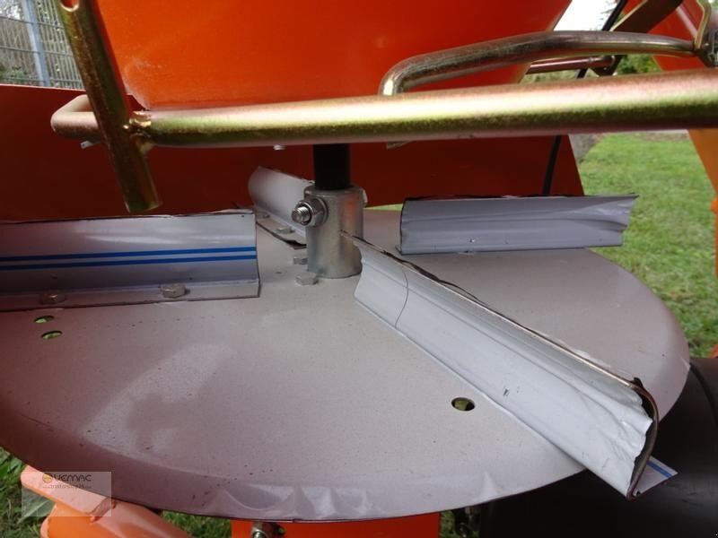 جديدة مفرشة الرمل/ الملح Vemac Profi 400 Liter Streuer Salzstreuer hydraulisch Neu: صورة 8