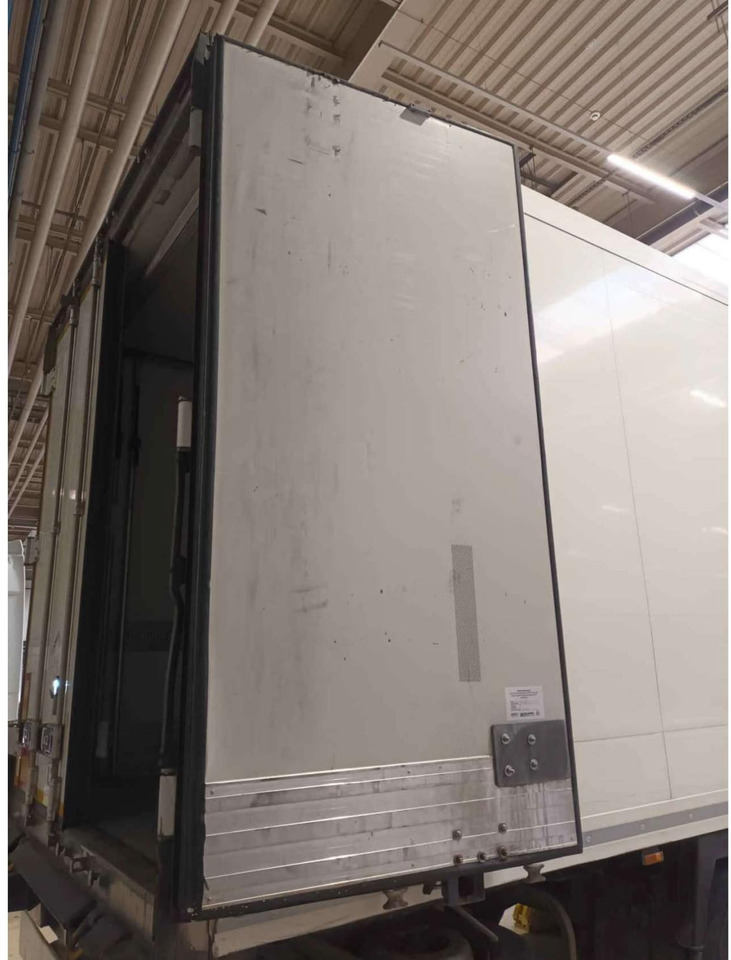 2018 Krone SDR Double Deck Cool Liner FP45 ThermoKing SLXi 300 Lifting Axle - نصف مقطورة مُبرِّدة: صورة 5 2018 Krone SDR Double Deck Cool Liner FP45 ThermoKing SLXi 300 Lifting Axle - نصف مقطورة مُبرِّدة: صورة 5
