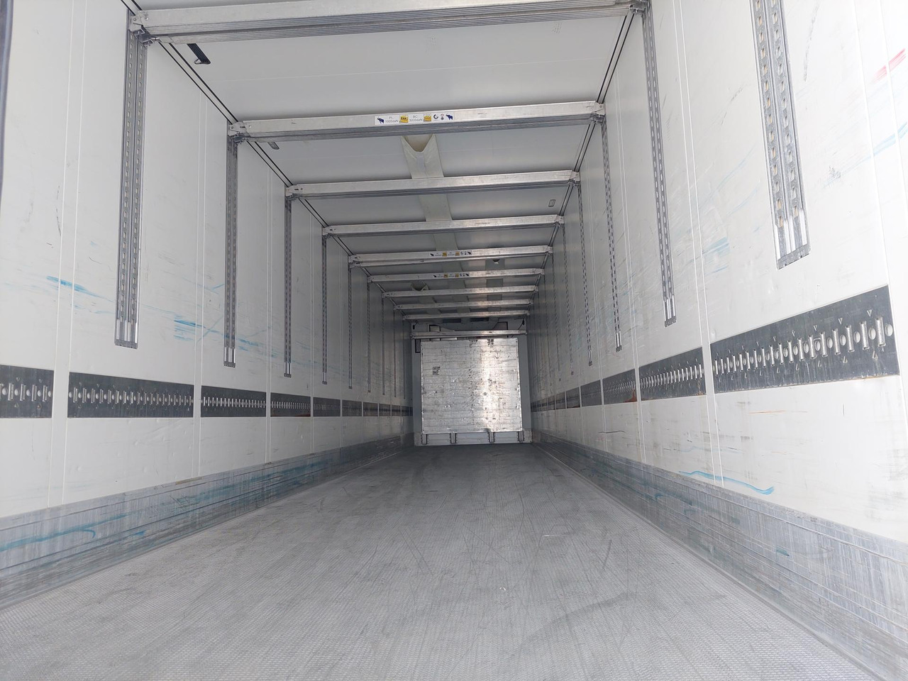 2018 Schmitz Cargobull SKO Double Deck FP 45 ThermoKing SLXi 300 Lifting Axle - نصف مقطورة مُبرِّدة: صورة 2 2018 Schmitz Cargobull SKO Double Deck FP 45 ThermoKing SLXi 300 Lifting Axle - نصف مقطورة مُبرِّدة: صورة 2