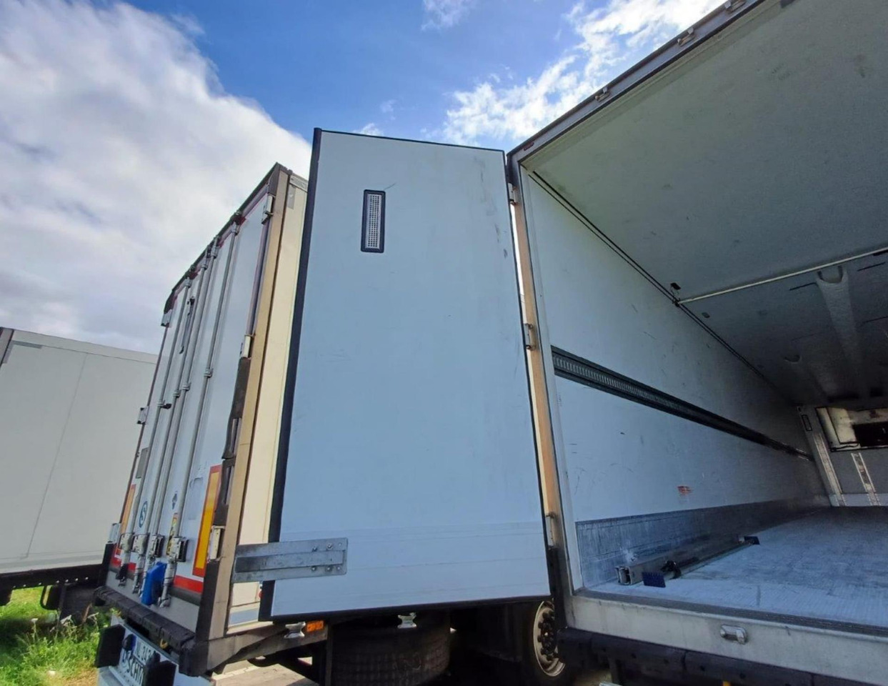 2020 Schmitz Cargobull SKO FP 60 ThermoKing SLXi 300 - نصف مقطورة مُبرِّدة: صورة 3 2020 Schmitz Cargobull SKO FP 60 ThermoKing SLXi 300 - نصف مقطورة مُبرِّدة: صورة 3