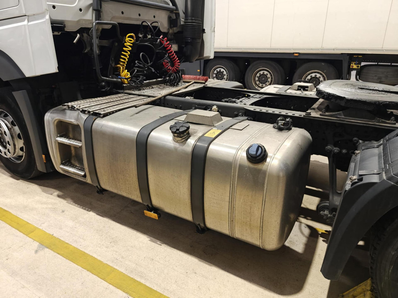 2021 Mercedes-Benz Actros 5 1845 BigSpace - وحدة جر: صورة 3 2021 Mercedes-Benz Actros 5 1845 BigSpace - وحدة جر: صورة 3