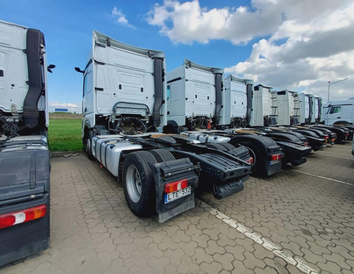 2021 Mercedes-Benz Actros 5 1845 BigSpace - وحدة جر: صورة 4 2021 Mercedes-Benz Actros 5 1845 BigSpace - وحدة جر: صورة 4