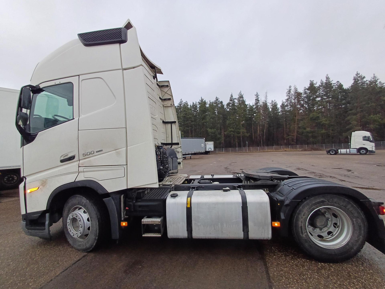 2022 Volvo FH 500 Globetrotter XL - وحدة جر: صورة 3 2022 Volvo FH 500 Globetrotter XL - وحدة جر: صورة 3