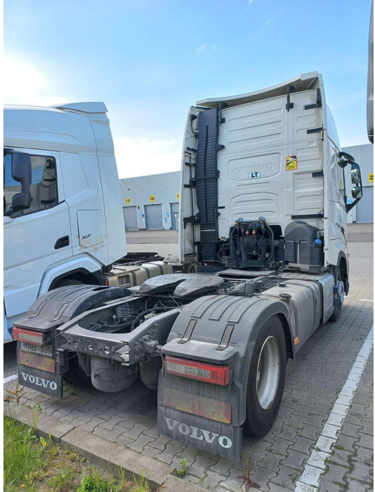 2023 Volvo FH 460 Globetrotter XL i-Save - وحدة جر: صورة 2 2023 Volvo FH 460 Globetrotter XL i-Save - وحدة جر: صورة 2