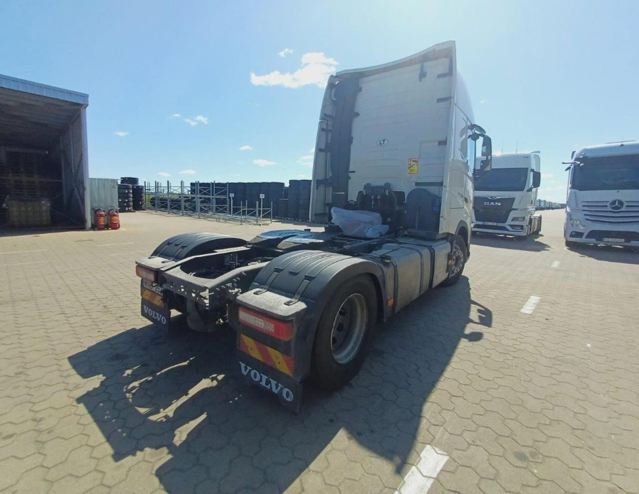 2023 Volvo FH 460 Globetrotter XL i-Save - وحدة جر: صورة 4 2023 Volvo FH 460 Globetrotter XL i-Save - وحدة جر: صورة 4