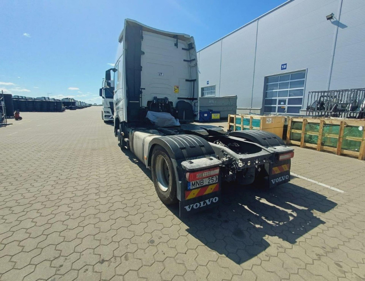 2023 Volvo FH 460 Globetrotter XL i-Save - وحدة جر: صورة 2 2023 Volvo FH 460 Globetrotter XL i-Save - وحدة جر: صورة 2