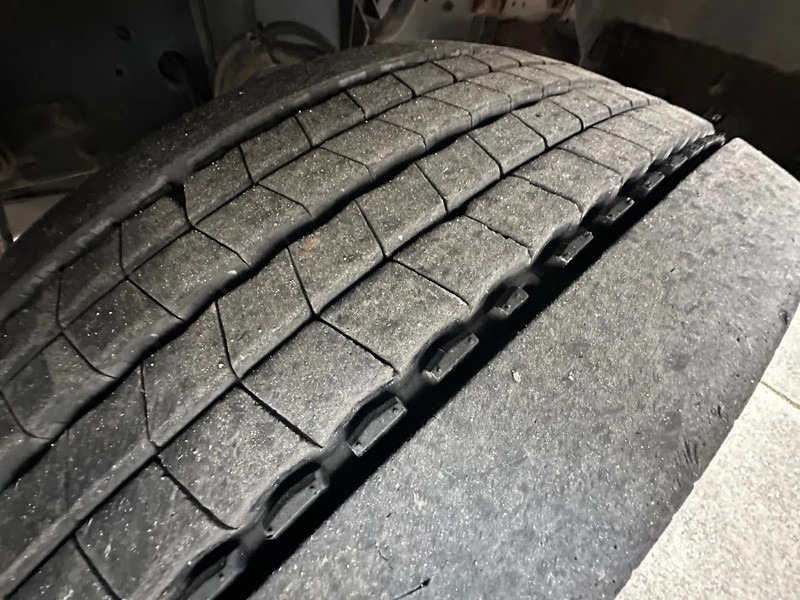 MAN TGM 18.280 / NL TRUCK / EURO 4 / CLIMA / DOORS+LIFT+SIDE DOOR / CARRIER FRIGO (print broken!) - شاحنة الفريزر: صورة 5 MAN TGM 18.280 / NL TRUCK / EURO 4 / CLIMA / DOORS+LIFT+SIDE DOOR / CARRIER FRIGO (print broken!) - شاحنة الفريزر: صورة 5