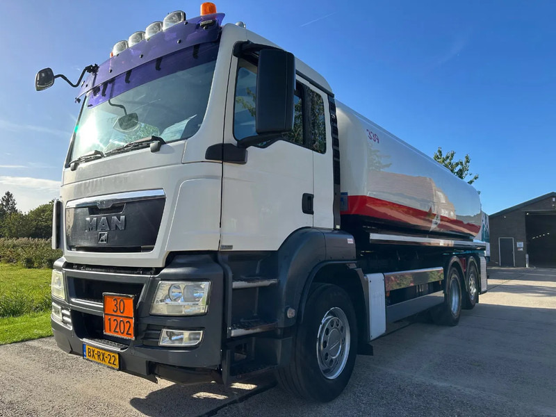 MAN TGS 26.360 / NL TRUCK / EURO 5 / 6x2 / LENK-LIFT / DIJSEL 5 COMP. 23,2 m3 / AUTOMATIC - شاحنة صهريج: صورة 1 MAN TGS 26.360 / NL TRUCK / EURO 5 / 6x2 / LENK-LIFT / DIJSEL 5 COMP. 23,2 m3 / AUTOMATIC - شاحنة صهريج: صورة 1