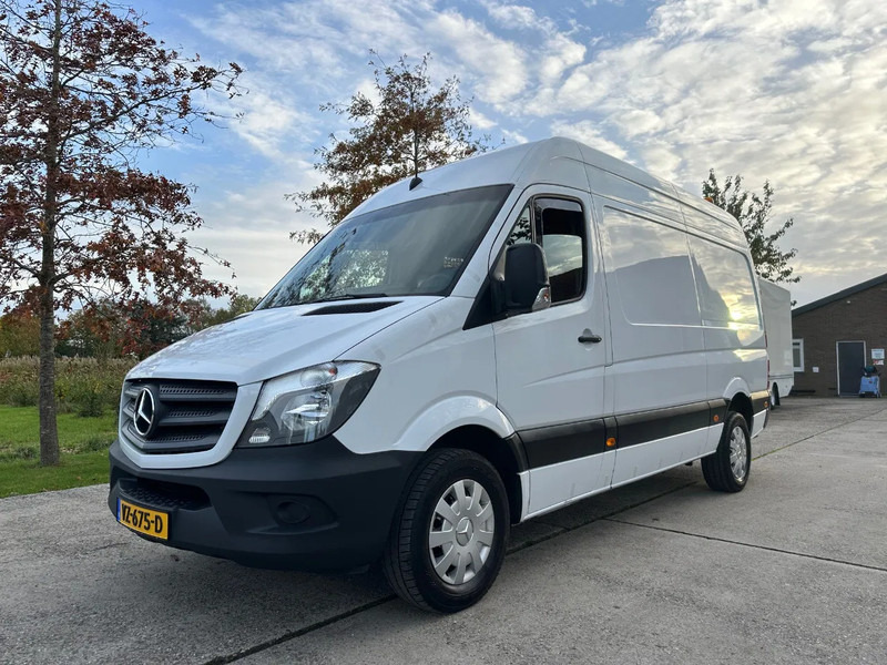 Mercedes-Benz Sprinter 313 CDI / L2H2 / AUTOMAAT / NL BUS / 130 PK / 2-ZITS / CC / AIRCO / CAMERA - فان: صورة 1 Mercedes-Benz Sprinter 313 CDI / L2H2 / AUTOMAAT / NL BUS / 130 PK / 2-ZITS / CC / AIRCO / CAMERA - فان: صورة 1