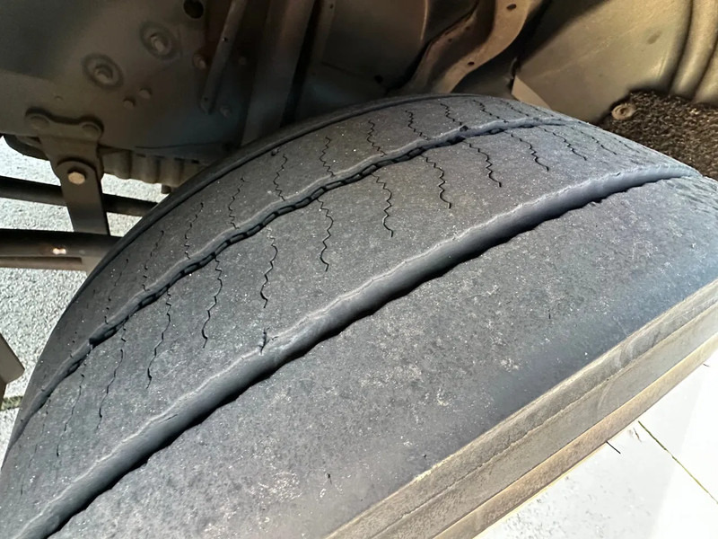 Scania P280 / NL TRUCK / EURO 6 / FULL AIR / CARRIER SUPRA 1250 / TOPCONDITION / LIFT+DOORS - شاحنة الفريزر: صورة 5 Scania P280 / NL TRUCK / EURO 6 / FULL AIR / CARRIER SUPRA 1250 / TOPCONDITION / LIFT+DOORS - شاحنة الفريزر: صورة 5