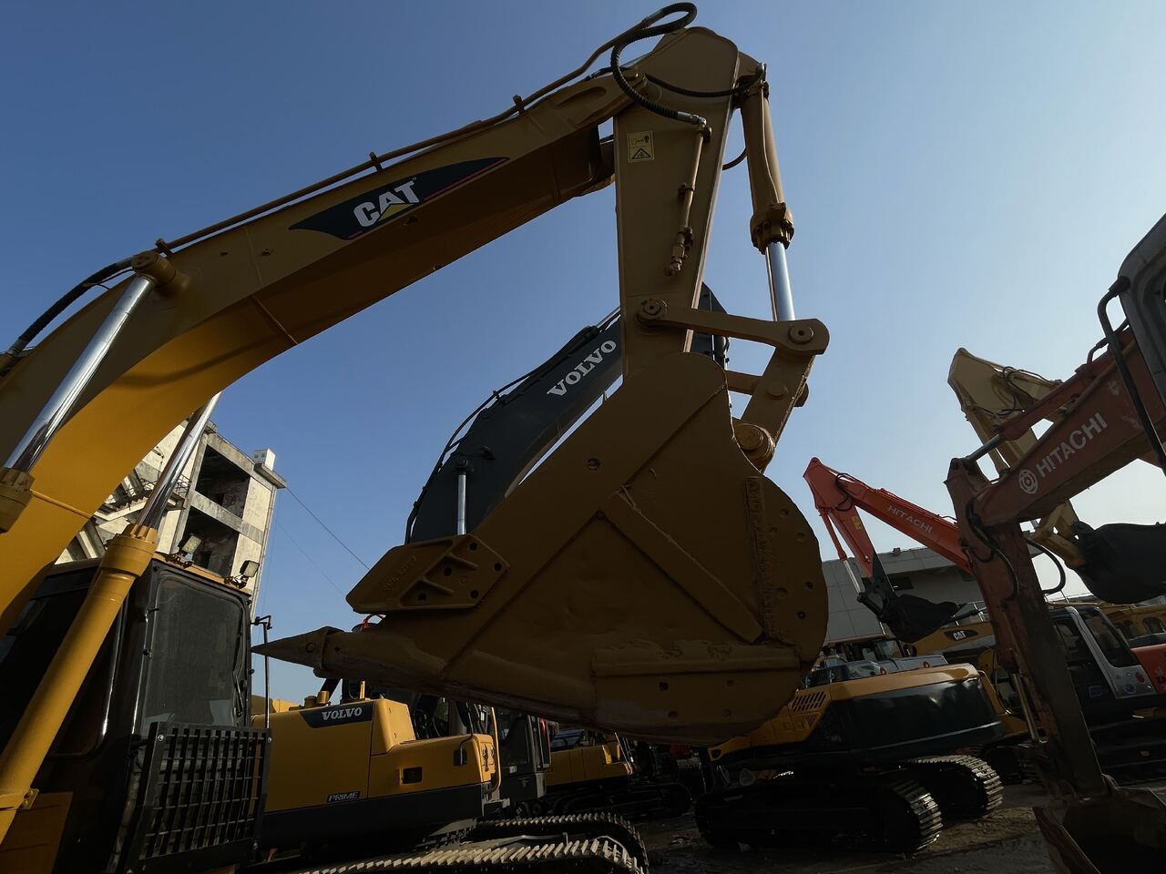 CATERPILLAR 325BL - حفار زحاف: صورة 3 CATERPILLAR 325BL - حفار زحاف: صورة 3