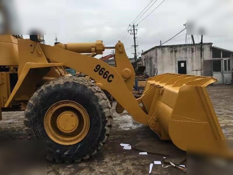 CATERPILLAR 966C - اللودر بعجل: صورة 2 CATERPILLAR 966C - اللودر بعجل: صورة 2