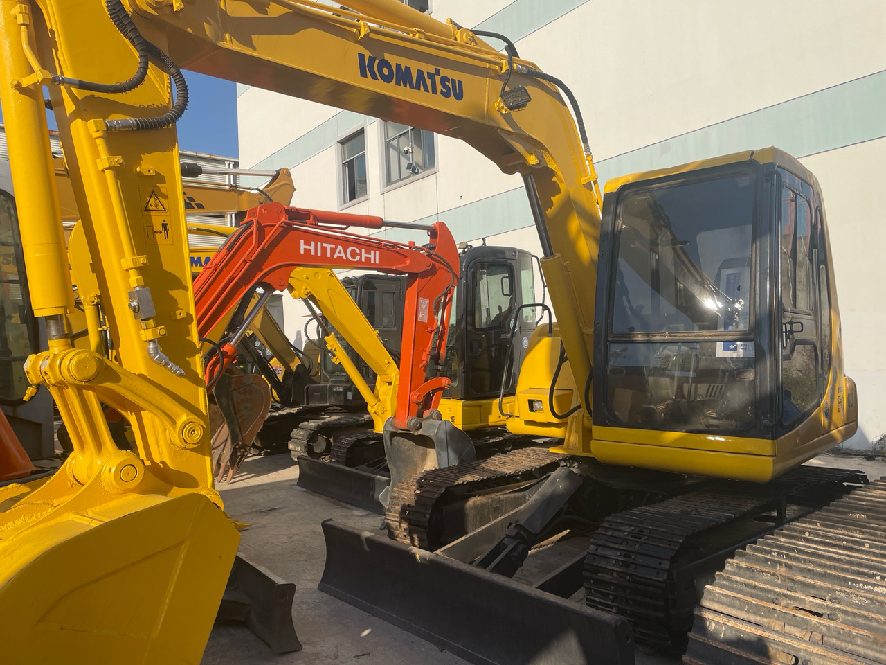KOMATSU PC 60 - حفار زحاف: صورة 3 KOMATSU PC 60 - حفار زحاف: صورة 3