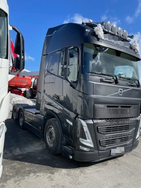 Volvo FH 540 6x2 Retarder New TUV - وحدة جر: صورة 2 Volvo FH 540 6x2 Retarder New TUV - وحدة جر: صورة 2