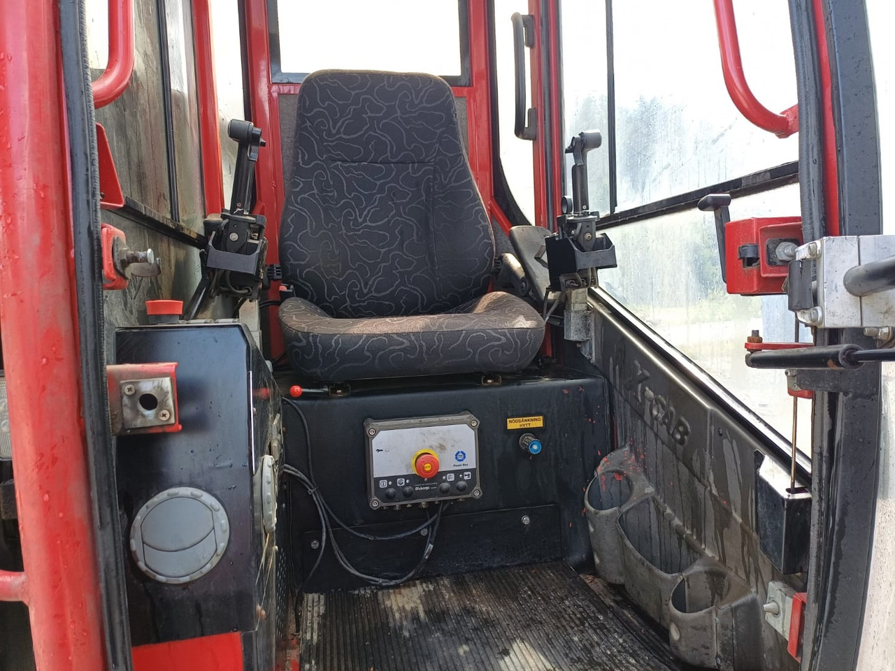 Volvo FH16 750 - شاحنة قطع الأشجار, شاحنة كرين: صورة 5 Volvo FH16 750 - شاحنة قطع الأشجار, شاحنة كرين: صورة 5