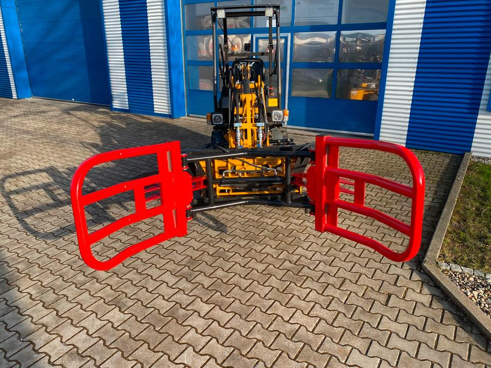 Ballengreifer/Ballenzange 1,80M *INKL.19% MWST*EURO-AUFNAHME*SOFORT VERFÜGBAR!* - المشبك: صورة 3 Ballengreifer/Ballenzange 1,80M *INKL.19% MWST*EURO-AUFNAHME*SOFORT VERFÜGBAR!* - المشبك: صورة 3